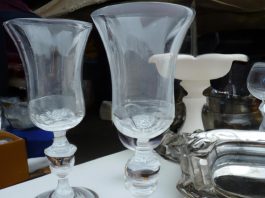 Mercatini antiquariato oggi: dove andare per trovare pezzi unici e rari